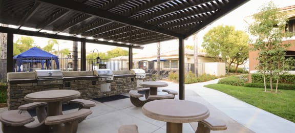 Santa Rosa Apartment Homes | Apartments in Wildomar CA